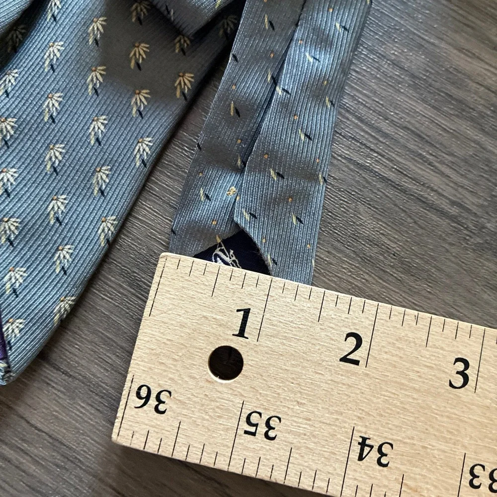 Nautica Geometric Floral Silk Necktie One Size Grey Mens Professional Accessory